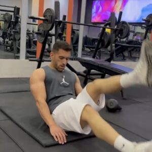 قايقى روى زمين